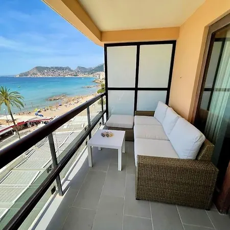Sicht Auf Ifach, Hafen Und Apartment *