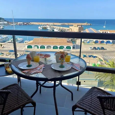 Sicht Auf Ifach, Hafen Und Apartment Calpe